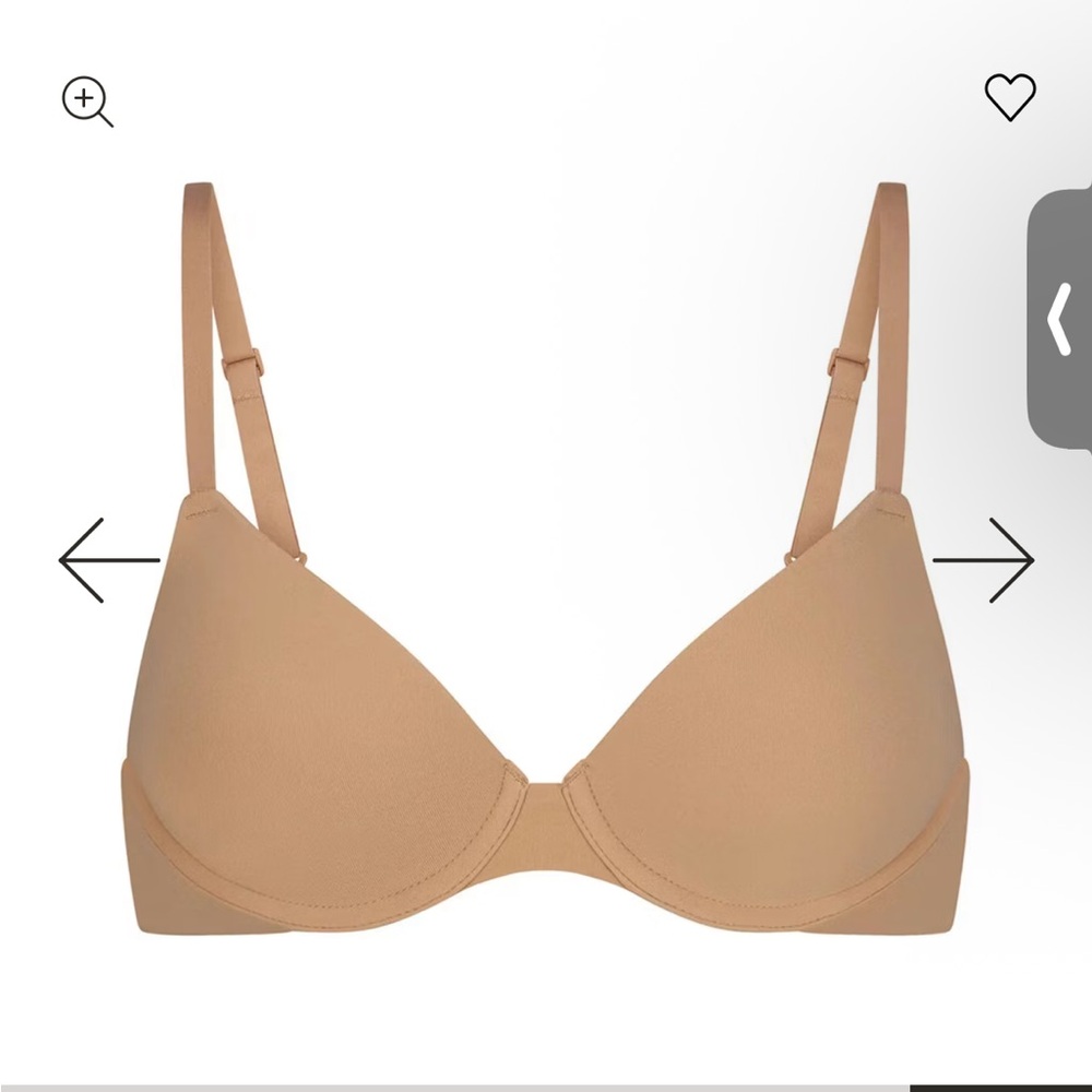 SKIMS fits everybody T-shirt bra